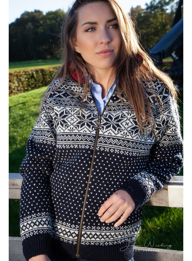 Women's cardigan made of 100% pure new Norwegian wool