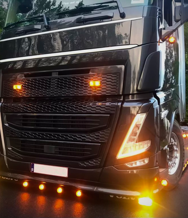 Volvo Volvo FH4/4B (5) Unités DRL Orange
