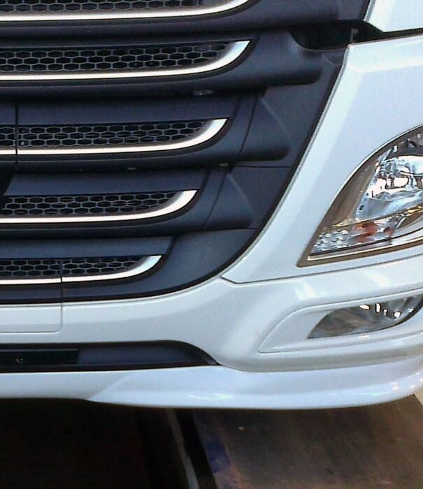 DAF DAF XF 106 Spoiler avant Type 1