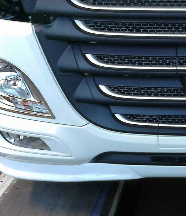 DAF DAF XF 106 Spoiler avant Type 1