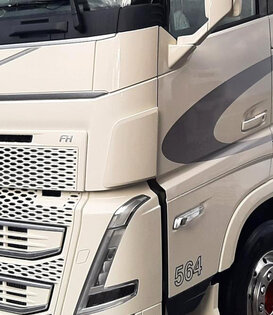 Volvo FH4/4B (5) Déflecteurs de boue