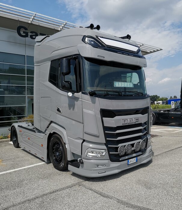 DAF Pare-soleil DAF XF/XG/XG+ 7 LED Lights