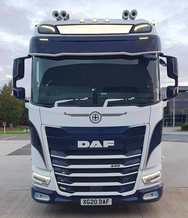 DAF Pare-soleil DAF XF/XG/XG+ 2 LED Lights