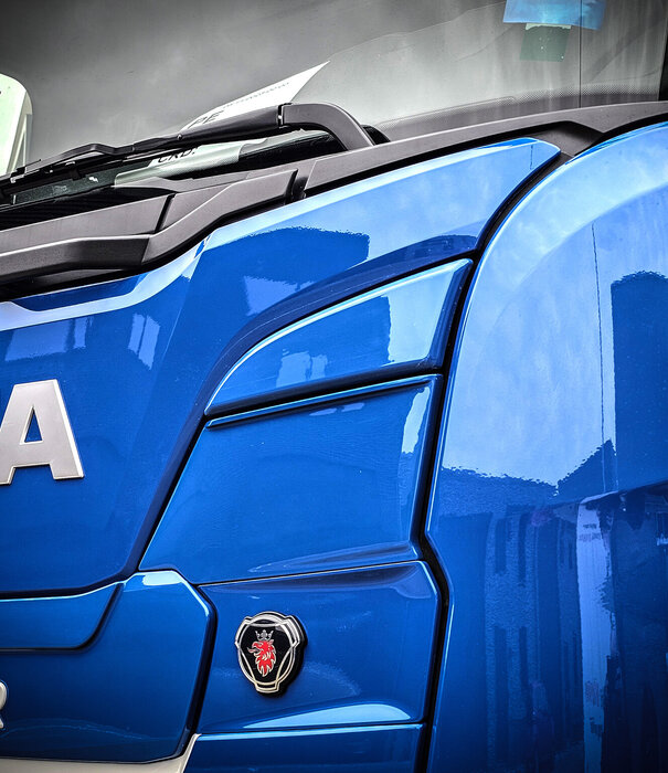 Scania Grille de protection des feux de route