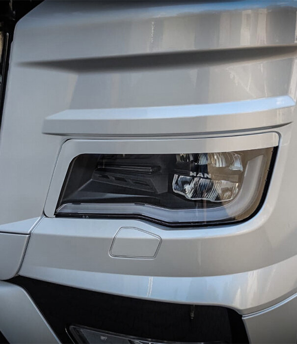 MAN TGX Spoiler de phares