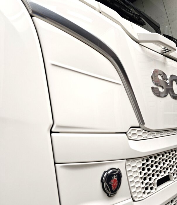 Scania Cache-grille supérieur Scania Next Generation