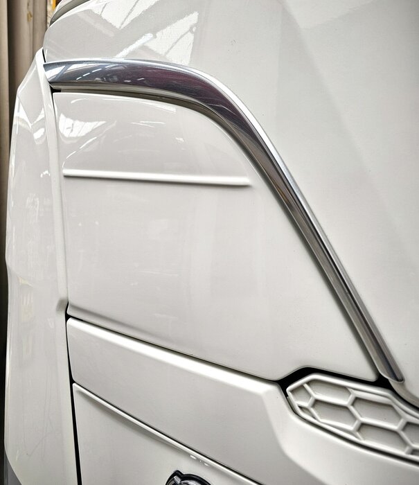 Scania Cache-grille supérieur Scania Next Generation