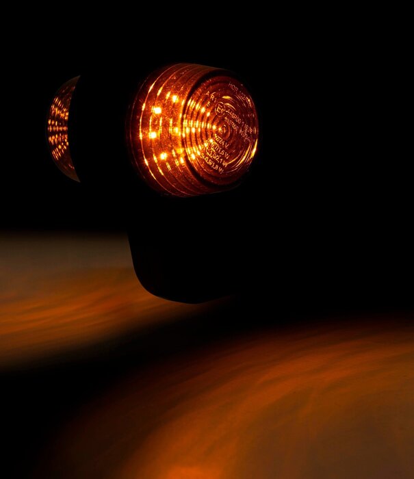 Lampe suspendue LED sombre ambre, tige inclinée, 12/24v, câble 50cm