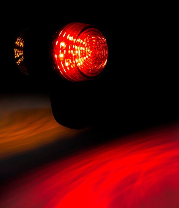 Lampe suspendue LED Dark R-A gauche, tige inclinée, 12/24v, câble 50cm