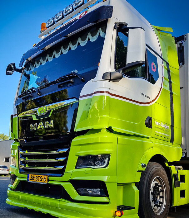 MAN TGX MY2022 Spoiler avant