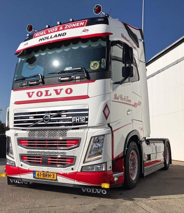 Volvo Volvo FH4 Calandre supérieure