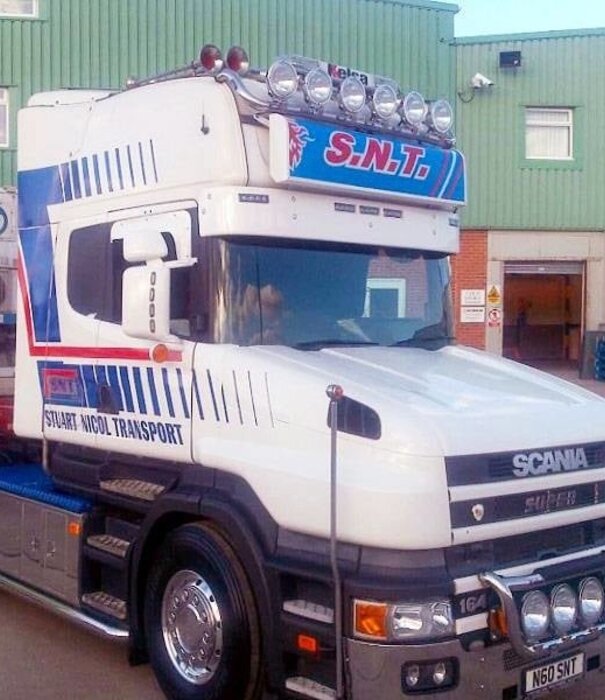 Scania Scania Série 4 & Série R Highline/ Topline Pare-soleil type 2D