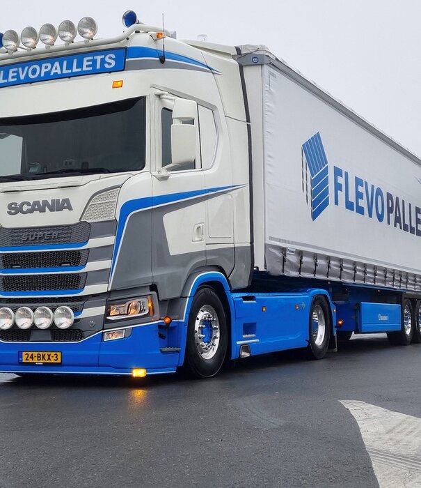 Scania Spoiler de pare-chocs NGS Bas Type 7