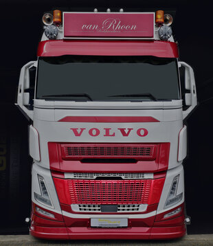 Grille inférieure Volvo FH Aero