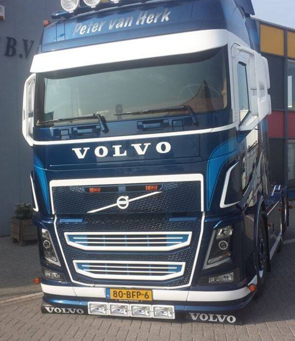 Visière complète type 2 pour Volvo FH4