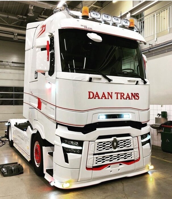 Renault Renault T Series Spoiler avant Type 1