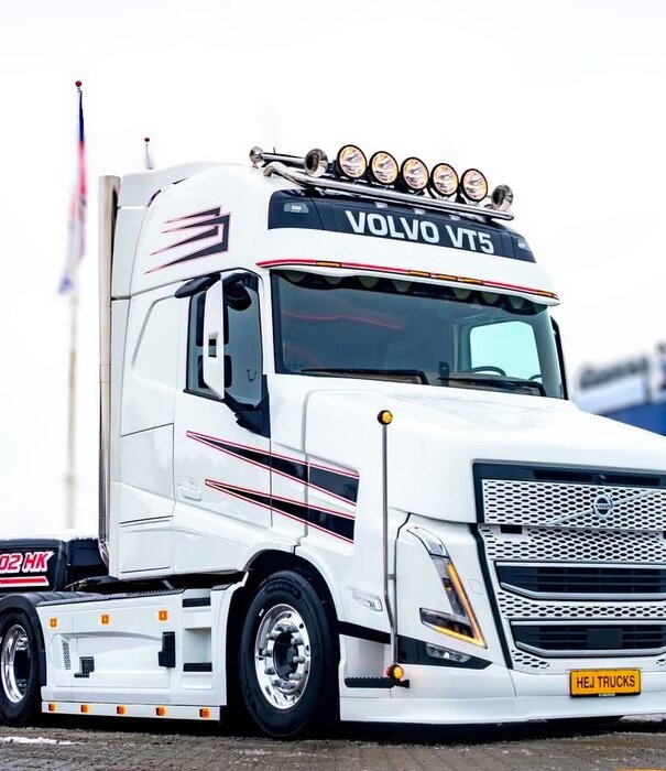 Volvo FH4/4B (5) Spoiler avant type 3