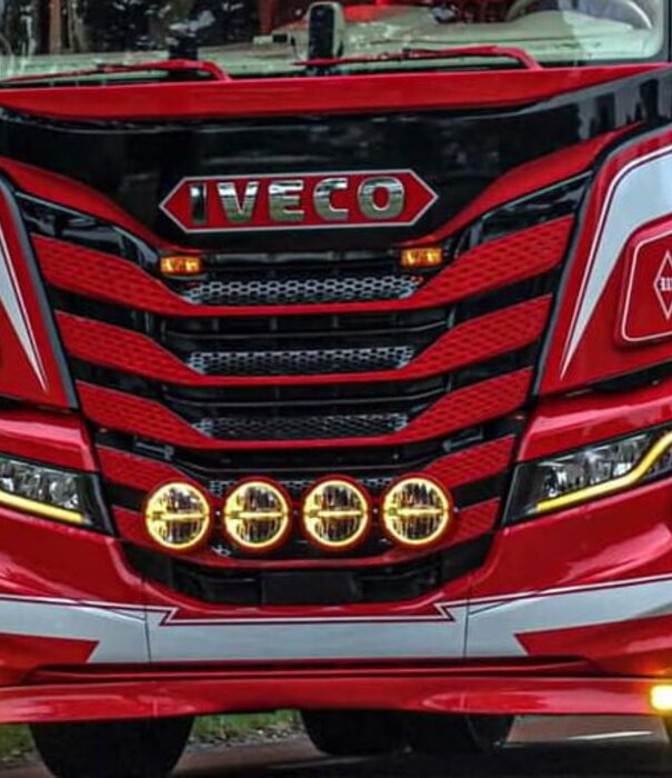 Iveco Iveco S-Way Orange DRL