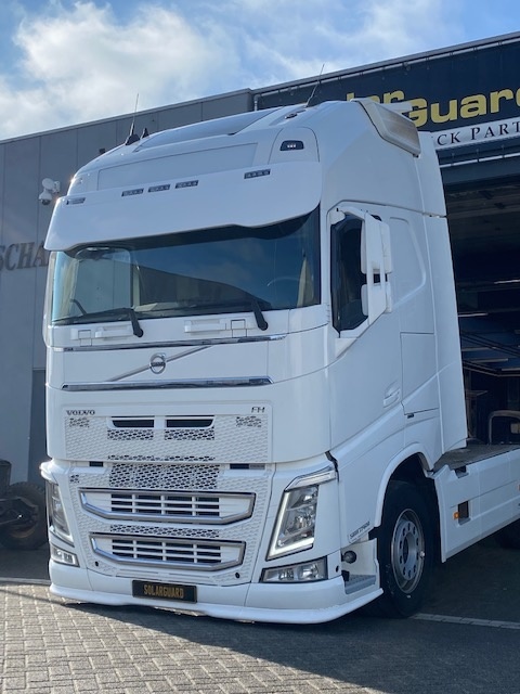 Volvo FH4 XXL Sonnenblende 43cm