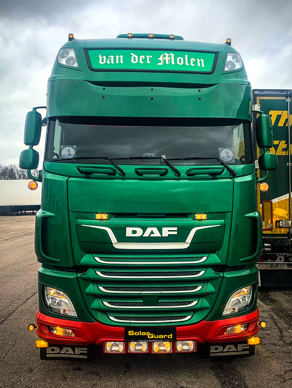 Sonnenblende XXL DAF XF 106