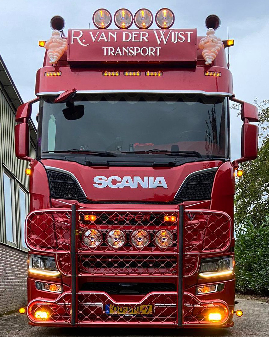 Scania Next Generation Orange DRL-Einheit