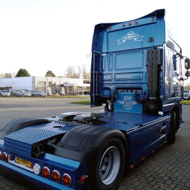 Becquet de pare-chocs DAF XF 105