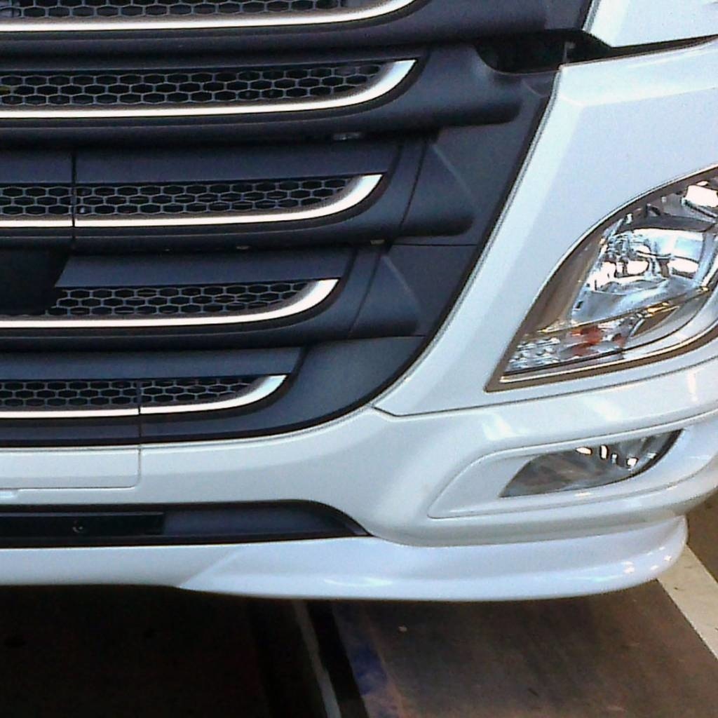 DAF XF 106 Frontspoiler Typ 1