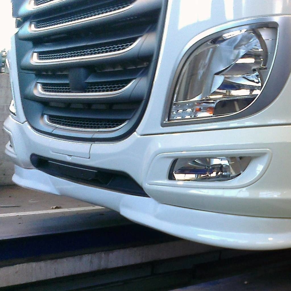 DAF XF 106 Frontspoiler Typ 1