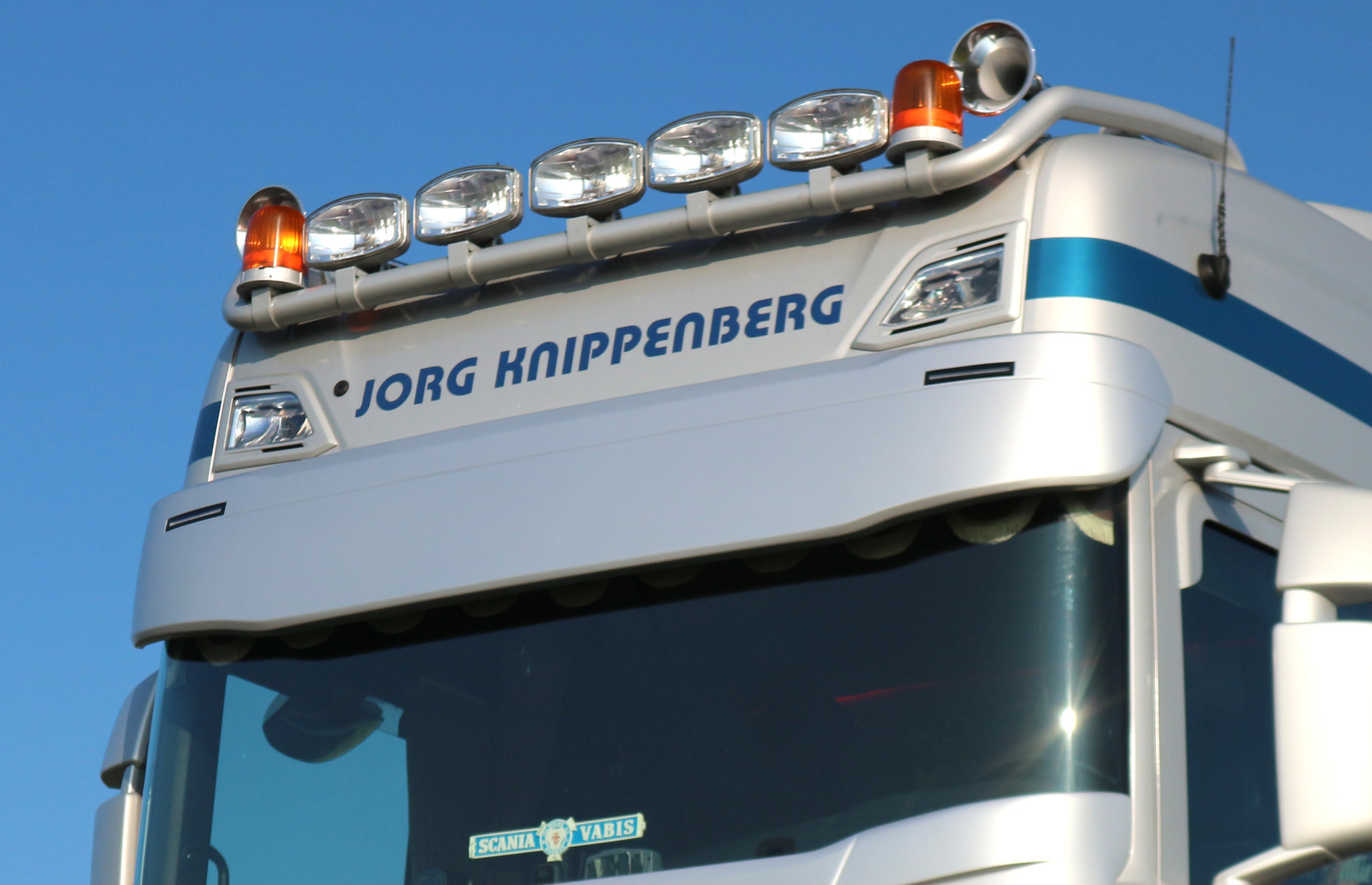 Scania Sonnenblende der nächsten Generation Curved Edge