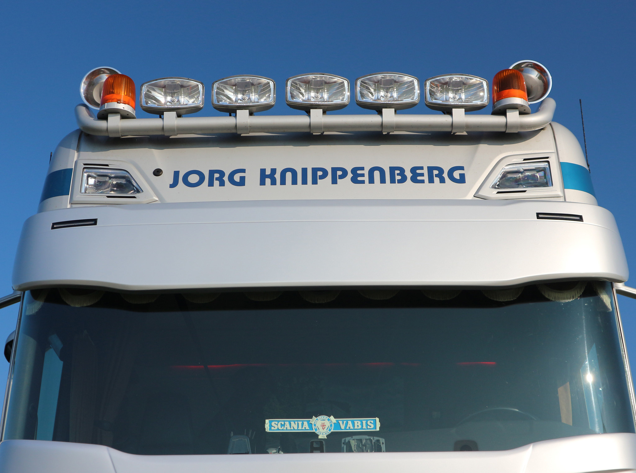 Scania Sonnenblende der nächsten Generation Curved Edge