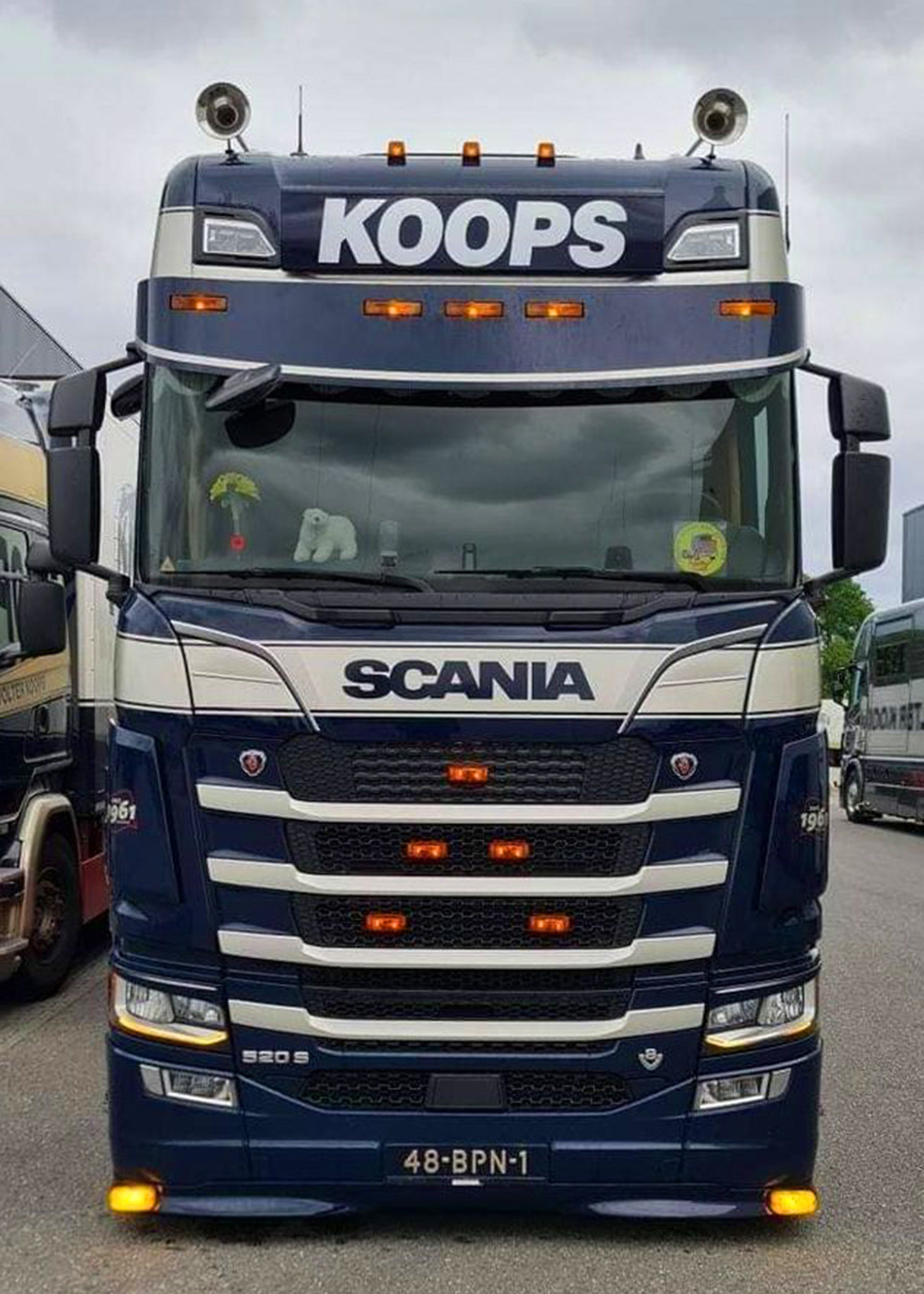 Scania Next Generation niedriger Stoßfänger Frontspoiler Typ 3