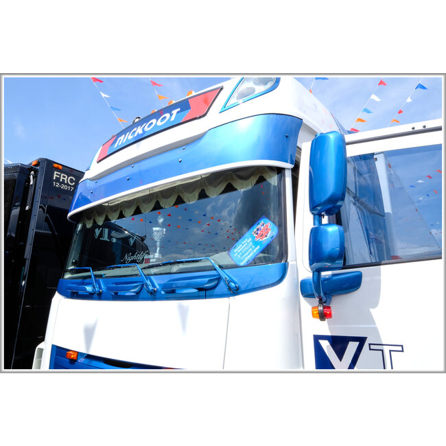 DAF XF 106 parasol tipo 1