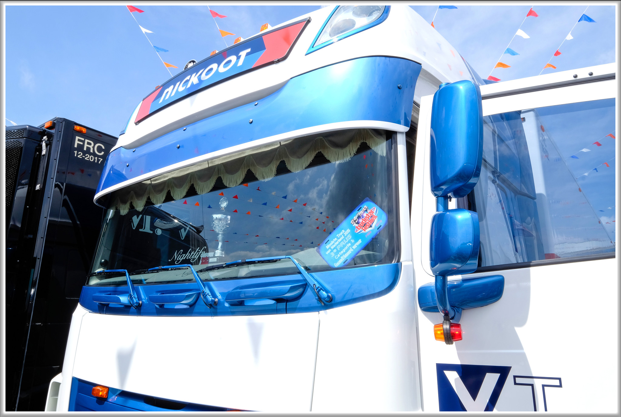 DAF XF 106 Sonnenblende Typ 1