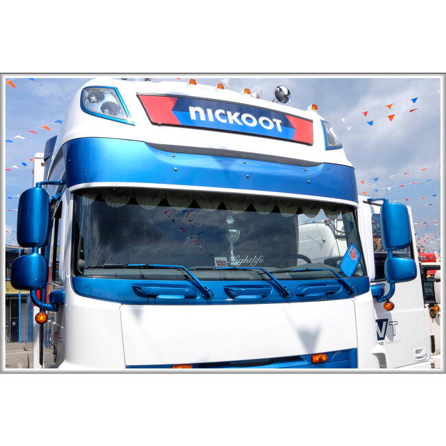 DAF XF 106 parasol tipo 1