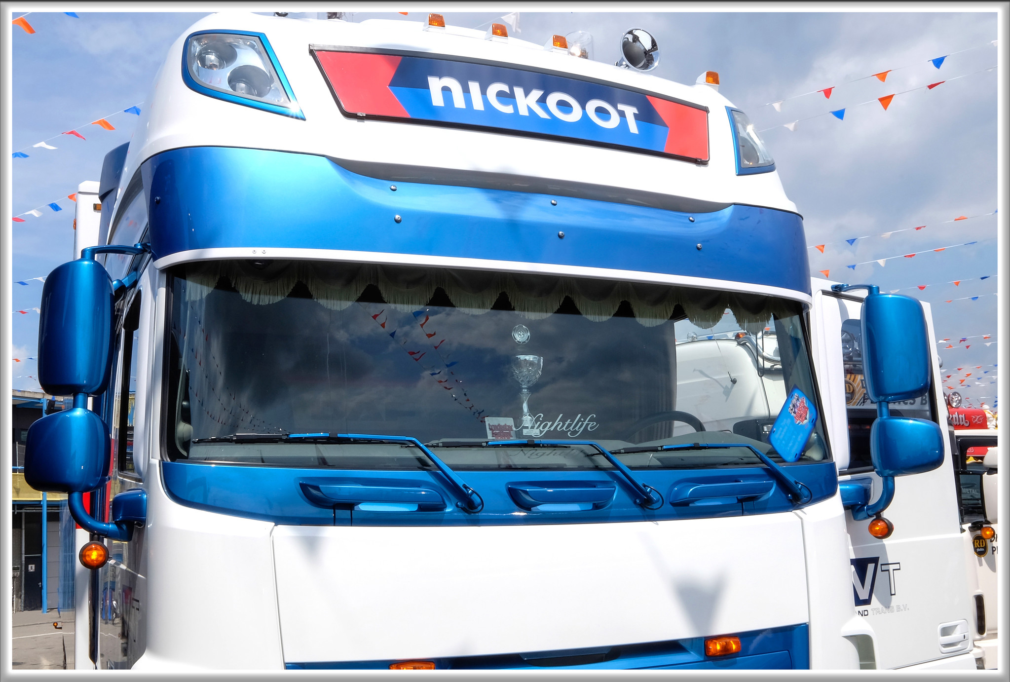 DAF XF 106 Sonnenblende Typ 1