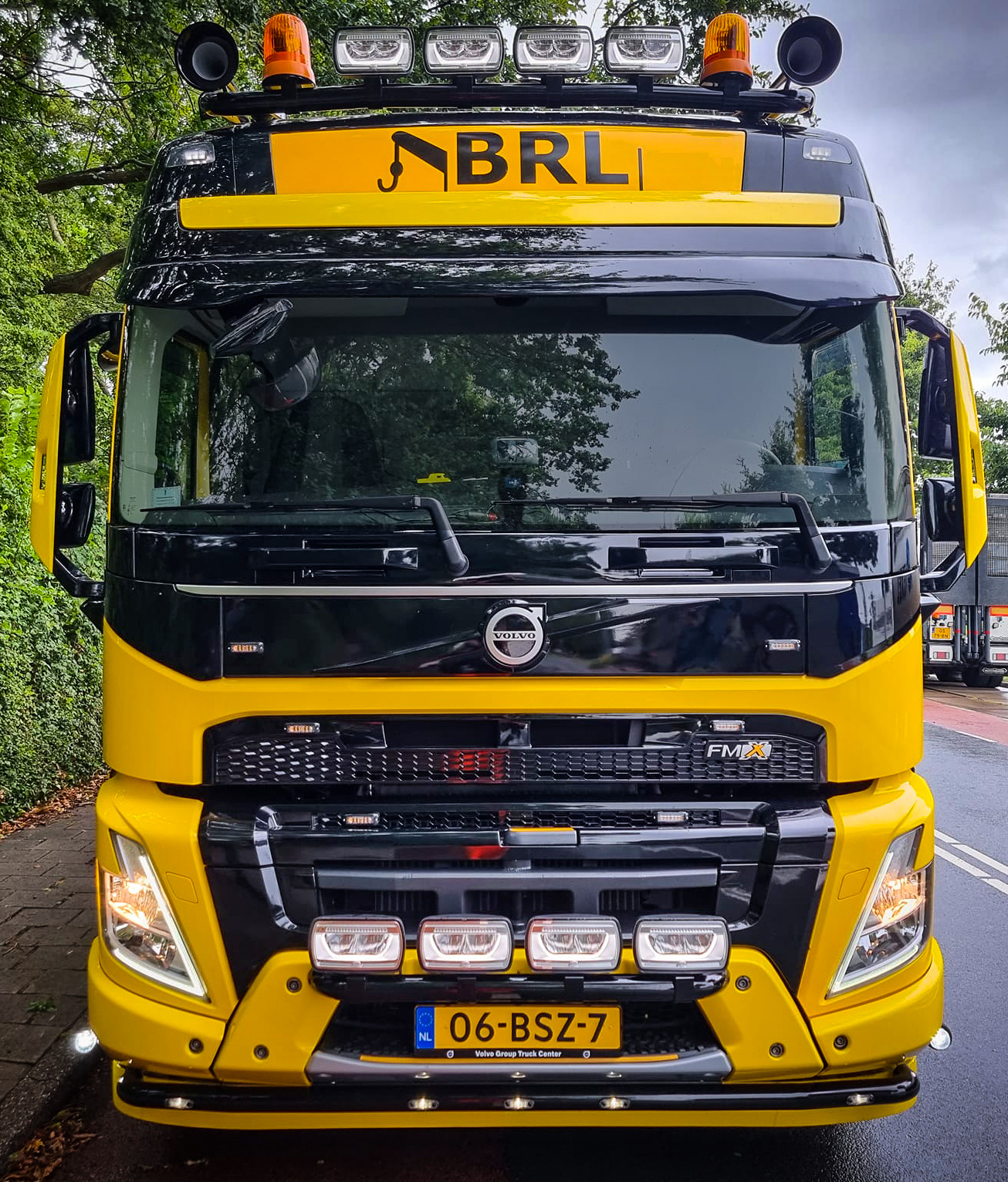 Volvo FMX Sonnenblendenverlängerung
