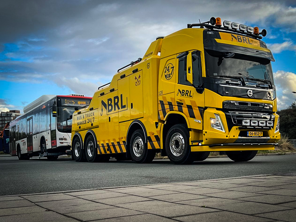 Volvo FMX Sonnenblendenverlängerung