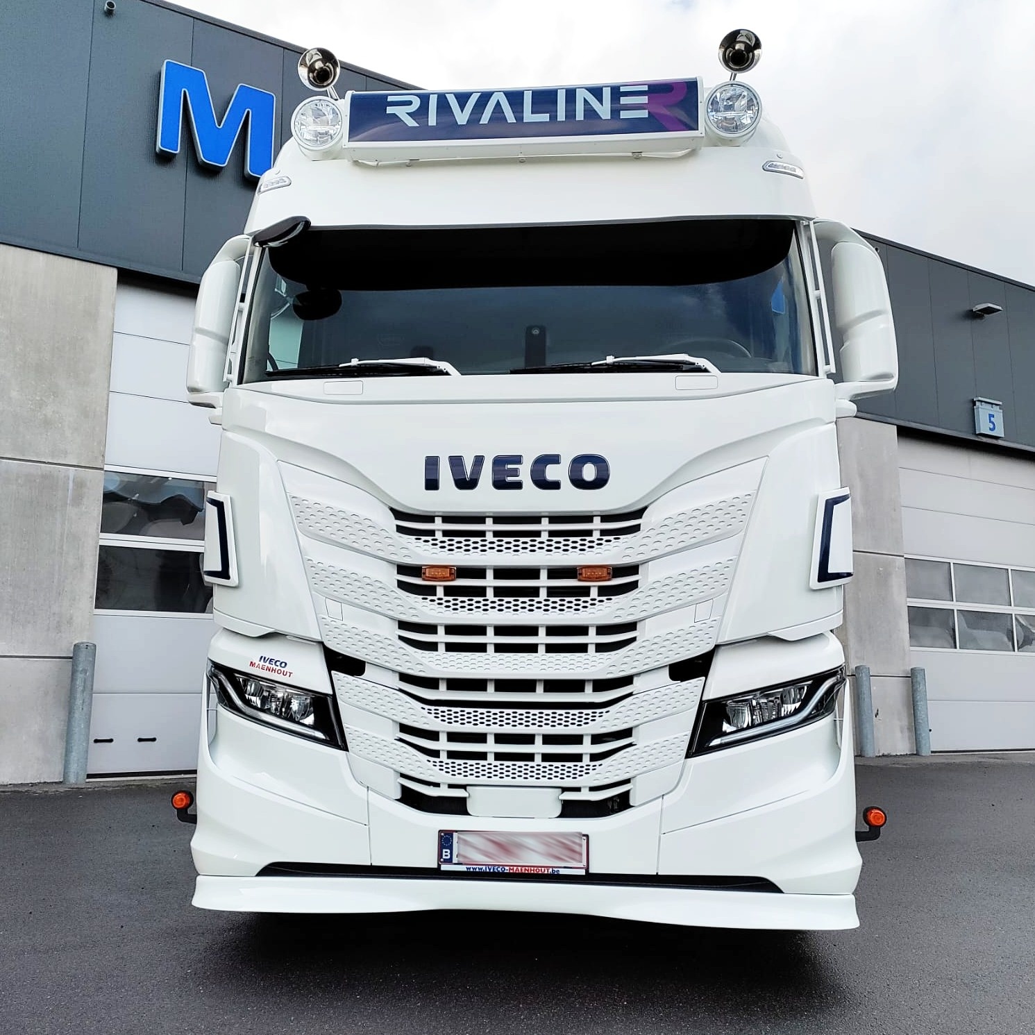 Spoiler Iveco S-Way