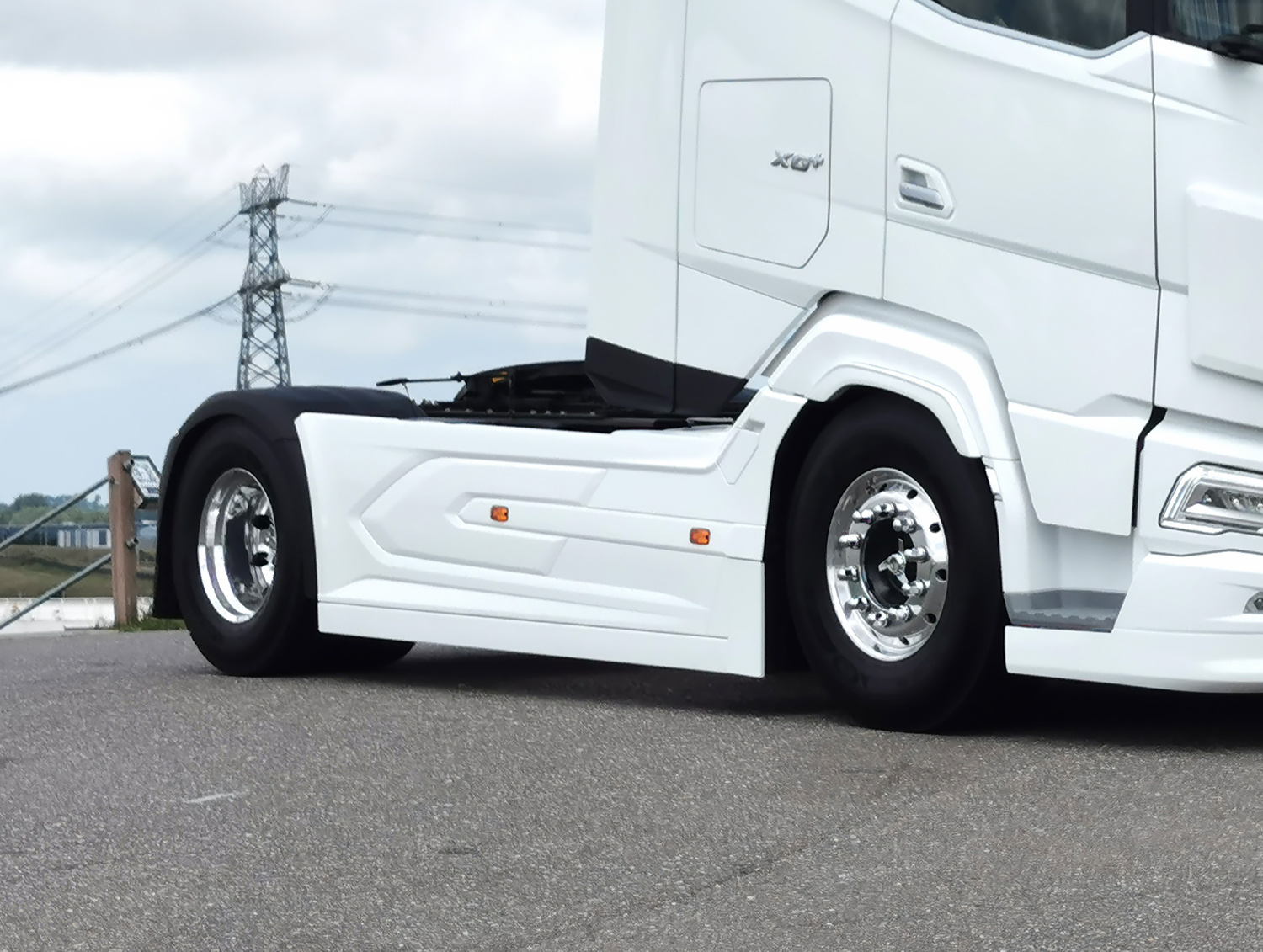 DAF NGD Seitenschwellerverlängerungssatz XD 380 Radstand