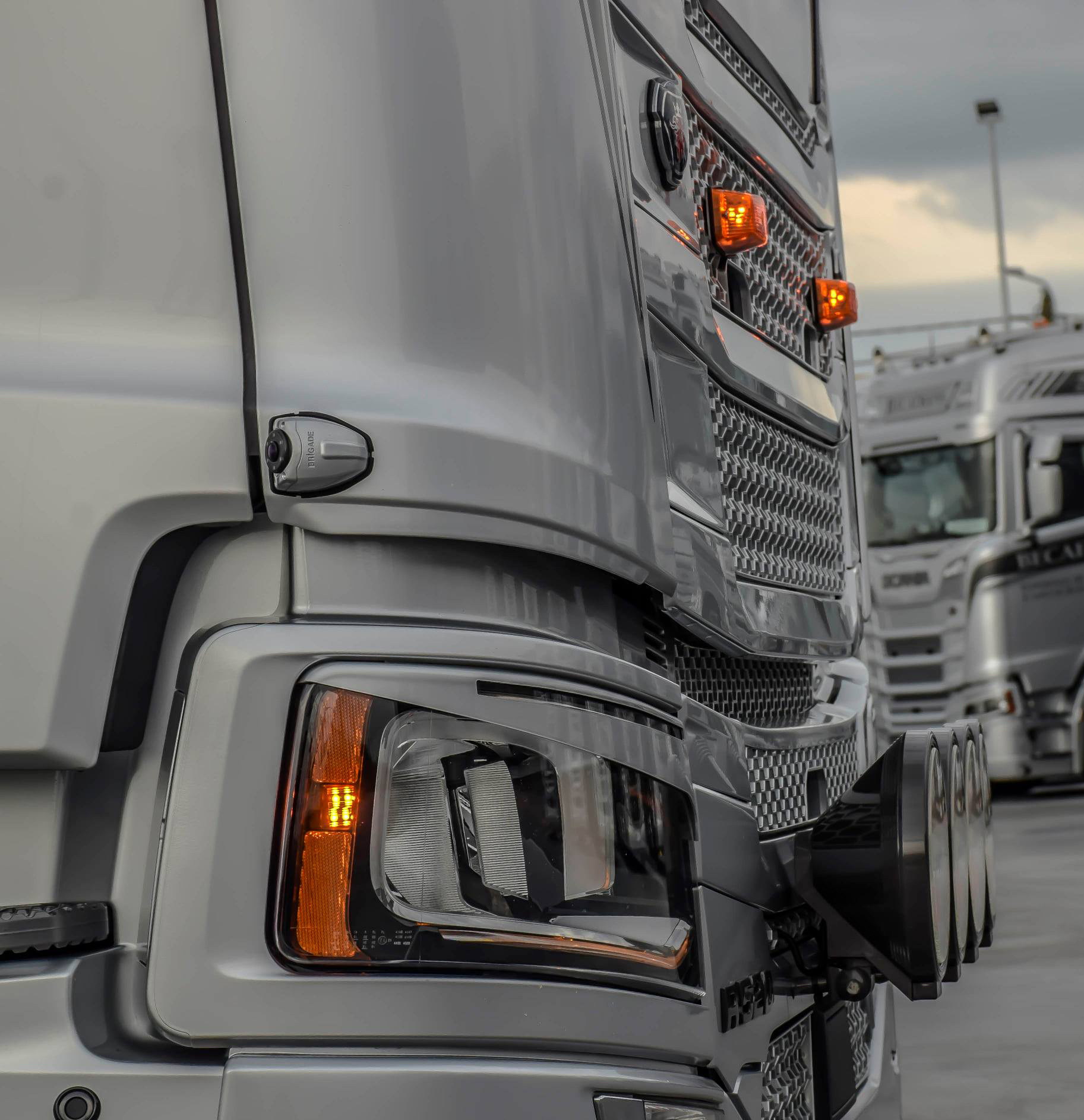 Scania Next Generation Scheinwerfer Spoiler