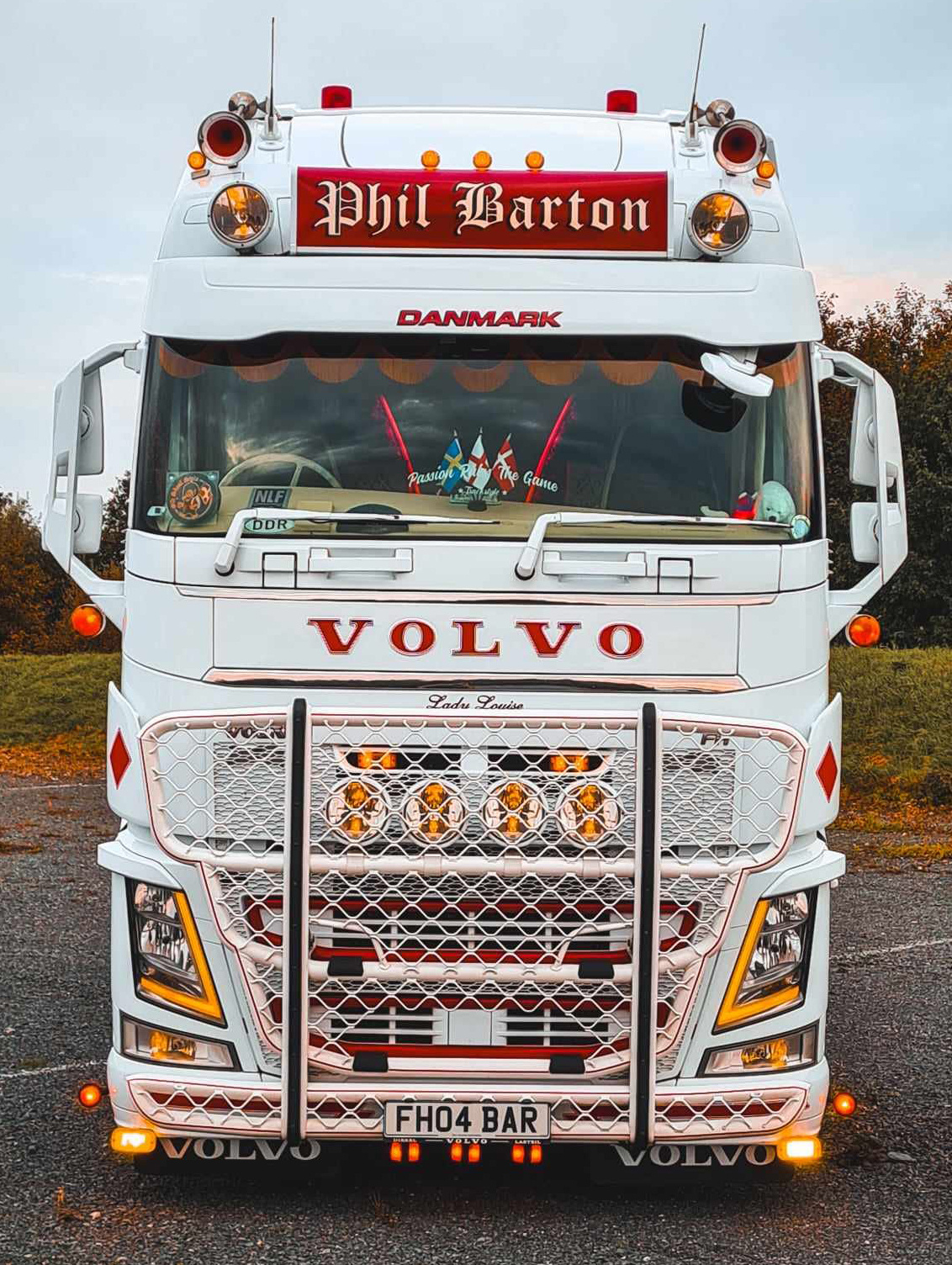 Volvo FH4/5 Komplette Sonnenblende Vorwärtskollision
