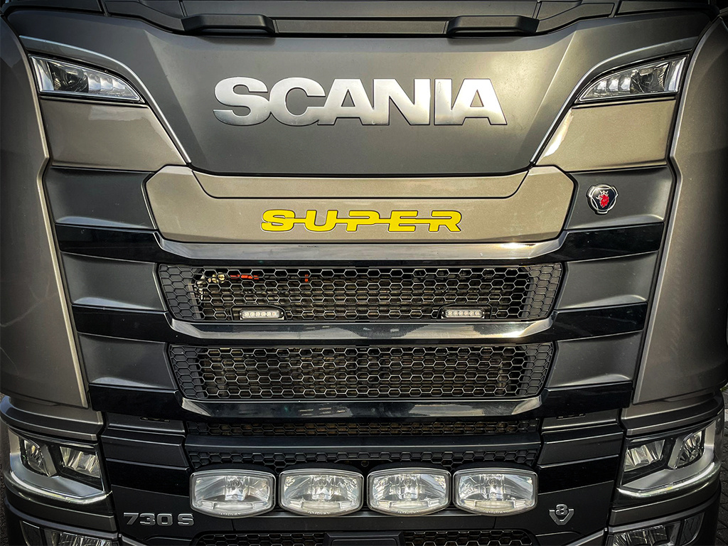 Scania Next Generation S-U-P-E-R Kühlergrillabdeckung