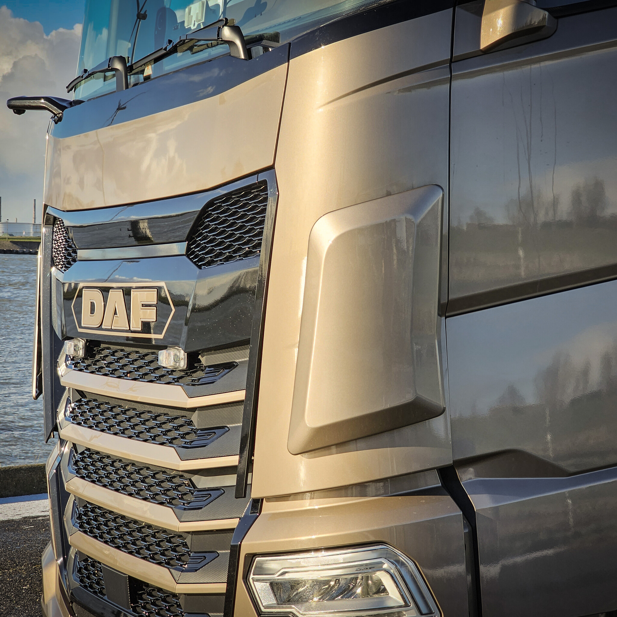 Schmutzabweiser DAF XG/XG+ No Line