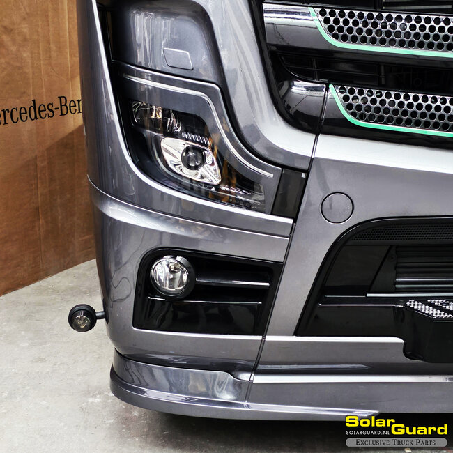 MB Actros Scheinwerferspoiler