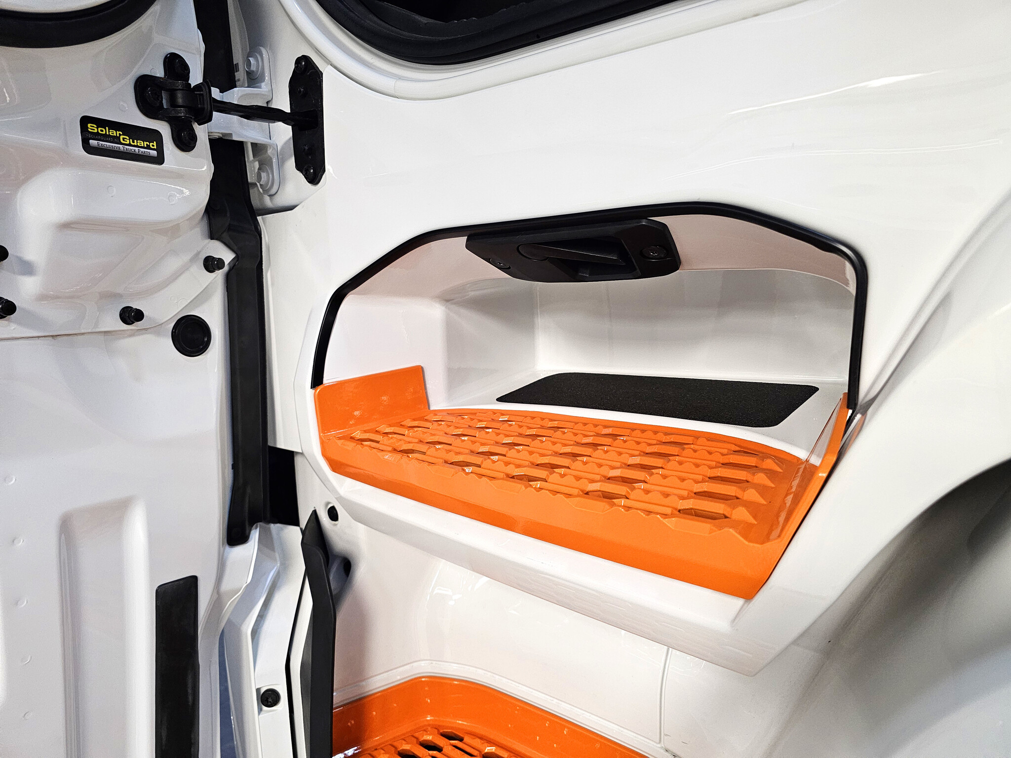 Step Etender Solar Guard | Step Extender for DAF NGD XG & XG+ - Solar Guard ...
