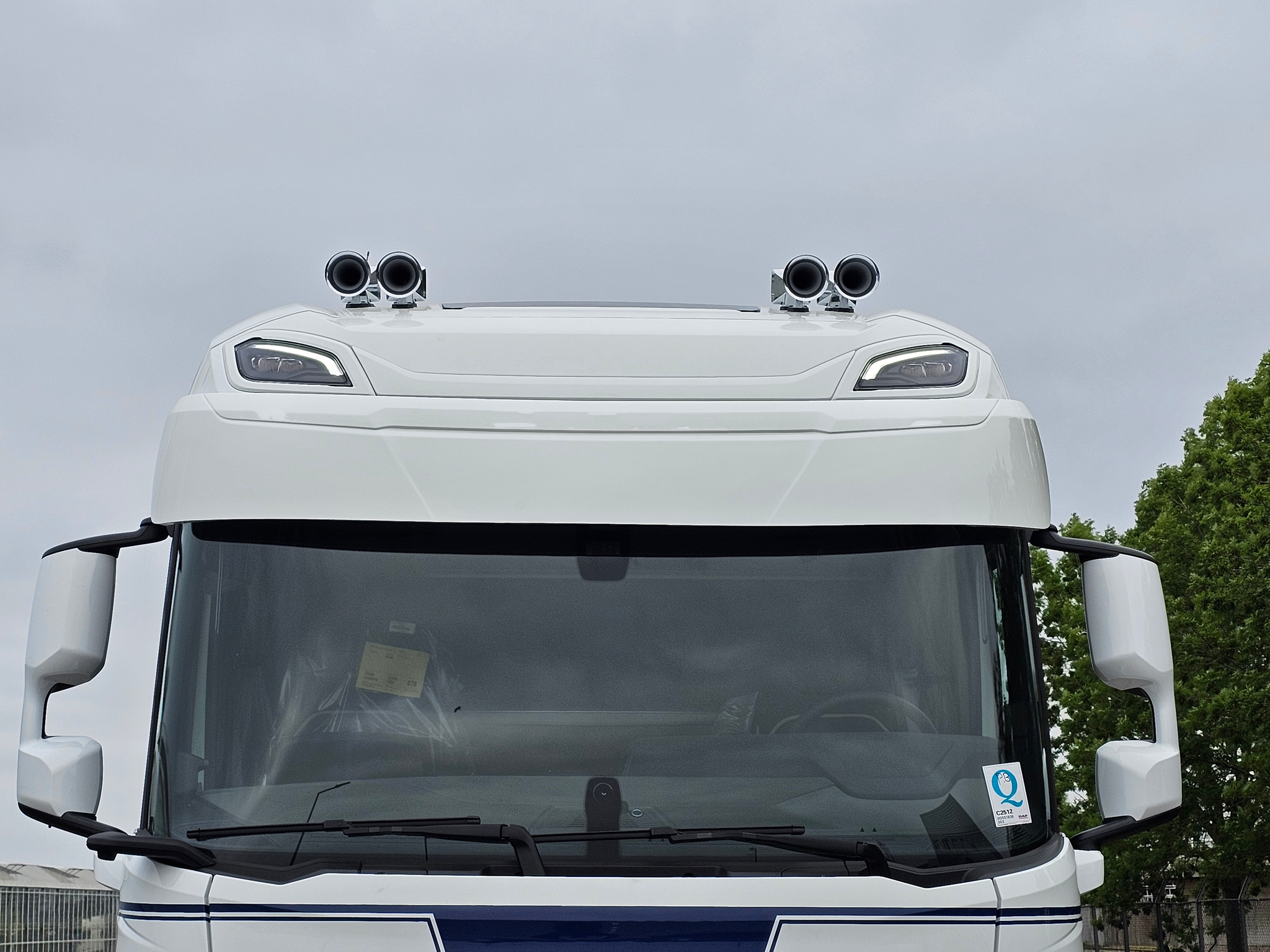 DAF XG Sonnenblende Typ 3