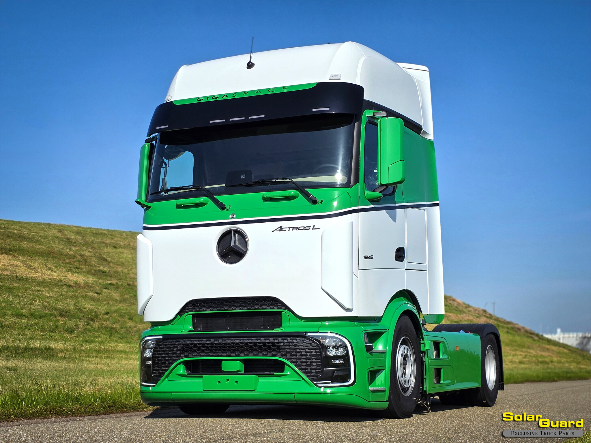 Mercedes-Benz Actros Pro cabine zonneklep type 1