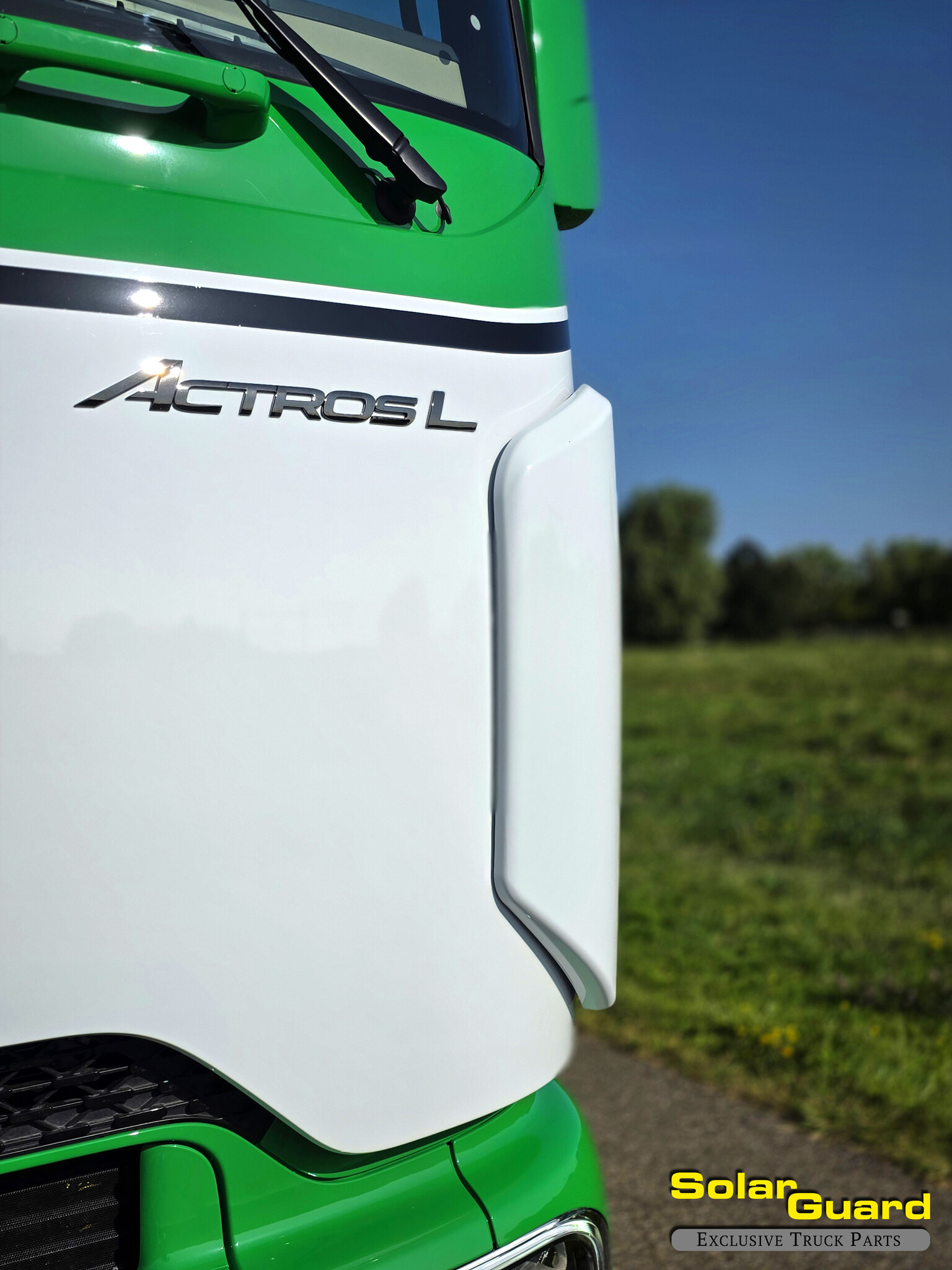 Mercedes-Benz Actros Pro cabin Dirt Deflector
