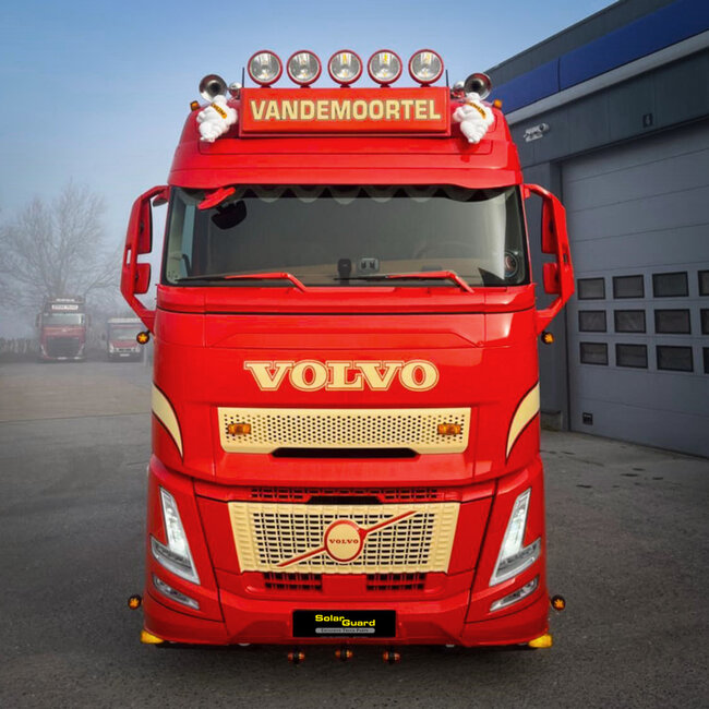 Volvo FH Aero Sonnenblendenverlängerung