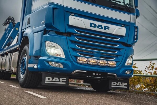 Tralert Atlas 320 LED floodlight | amber-white 3000 lumens | 48 watts | 3m cable